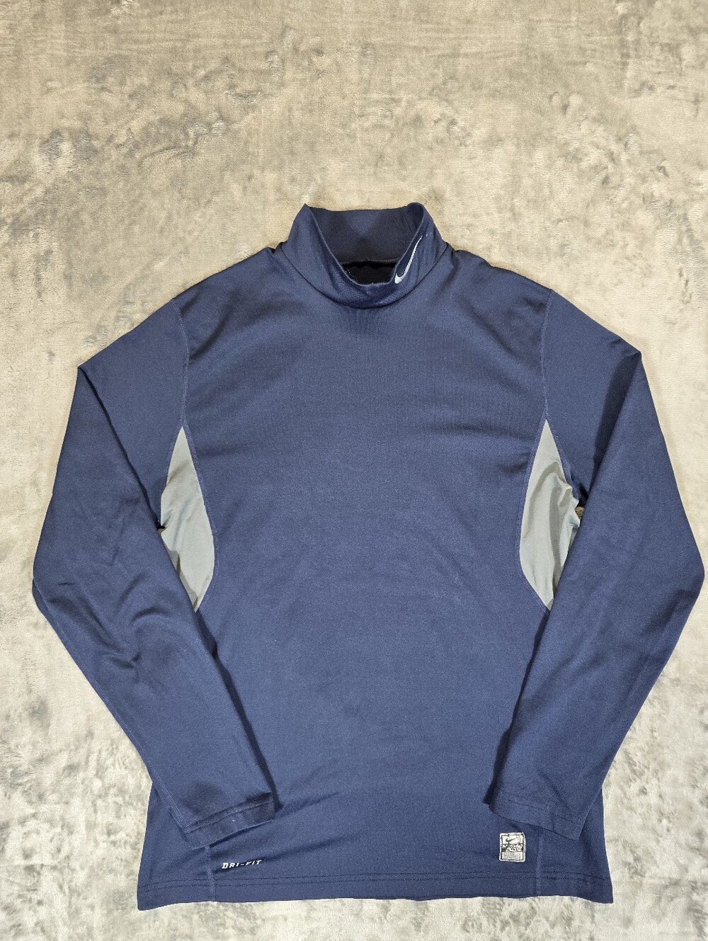 Nike Pro Combat Fitted Thermal Shirt Size Medium Navy